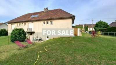Home For Sale in Courseulles Sur Mer, France