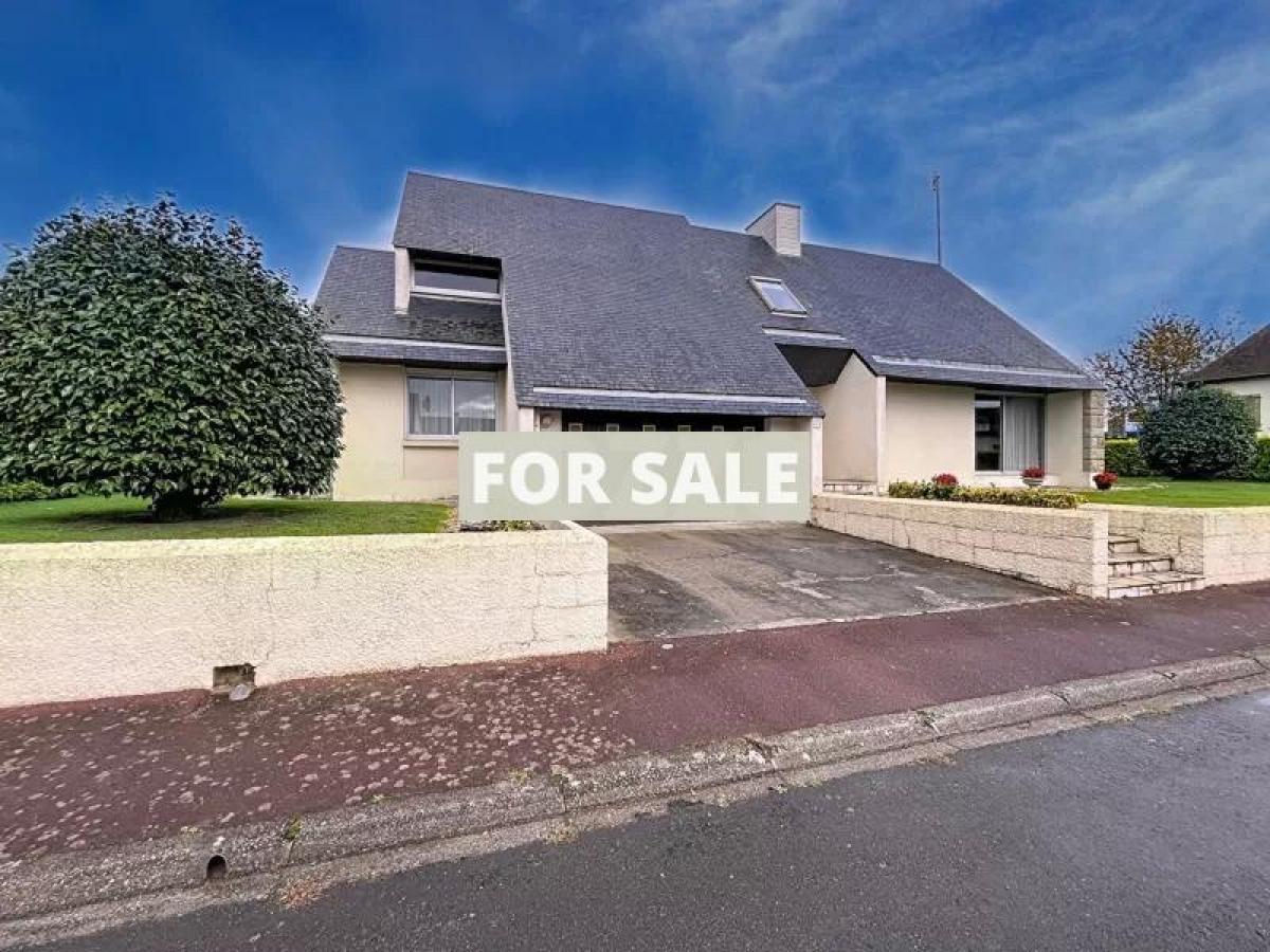 Picture of Home For Sale in Saint Hilaire Du Harcouet, Lower Normandy, France