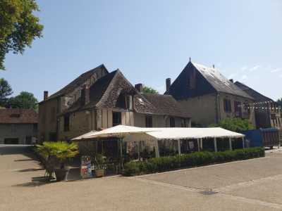 Retail For Sale in Segur Le Chateau, France