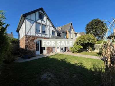 Home For Sale in Saint Lo, France