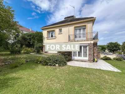 Home For Sale in Saint Lo, France
