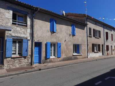 Home For Sale in La Sauvetat Du Dropt, France