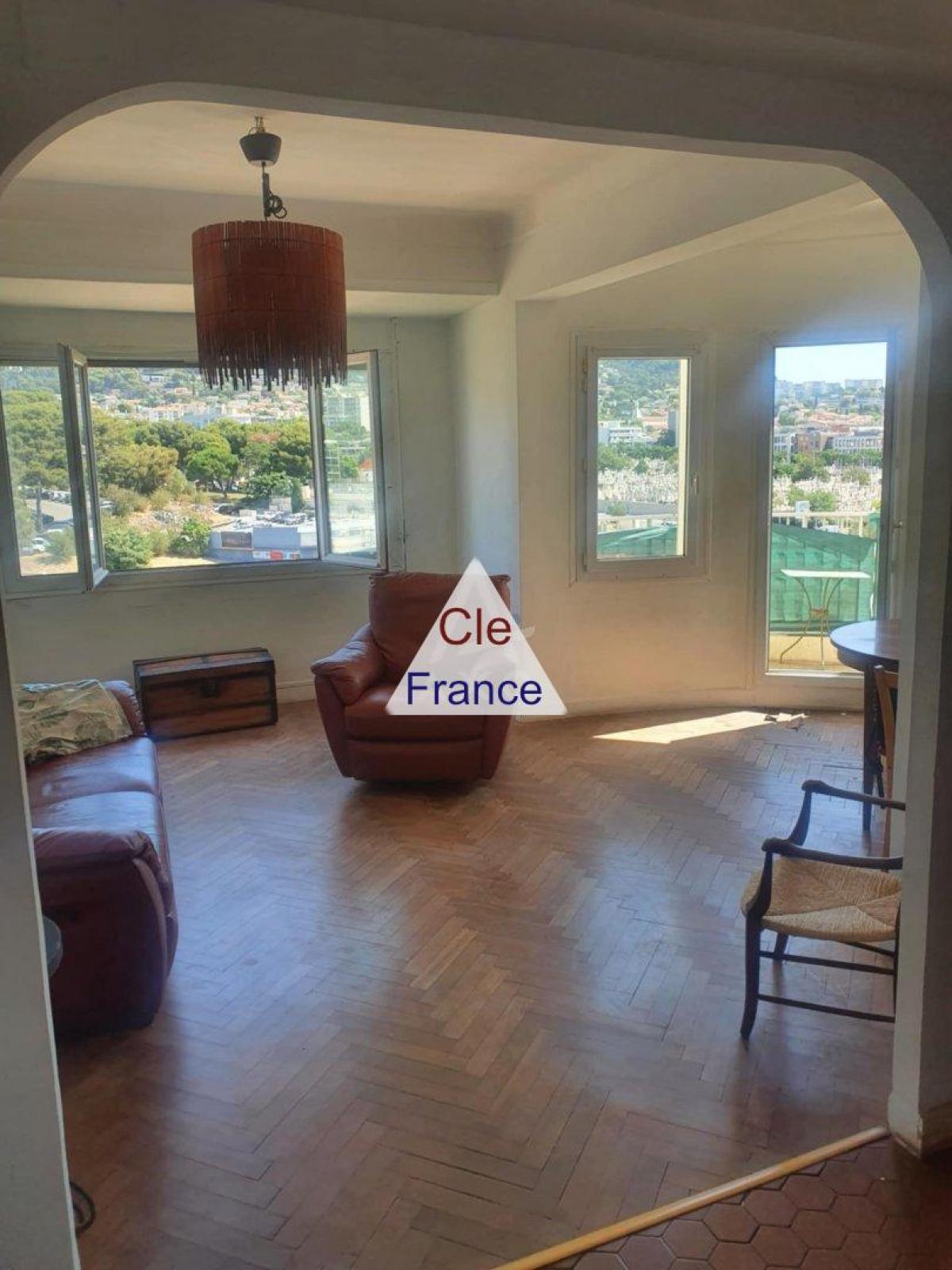Picture of Home For Sale in Toulon, Provence-Alpes-Cote d'Azur, France