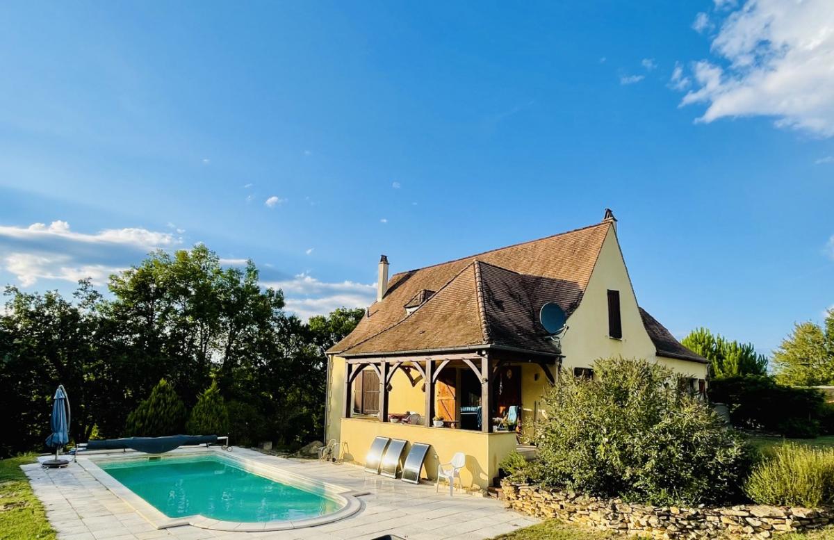 Picture of Home For Sale in Le Buisson De Cadouin, Aquitaine, France