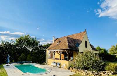 Home For Sale in Le Buisson De Cadouin, France