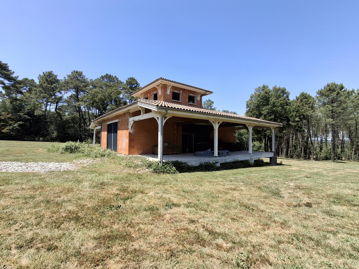 Picture of Home For Sale in Villereal, Aquitaine, France