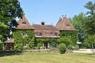 Home For Sale in Ginestet, France
