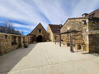 Home For Sale in Lalinde, France