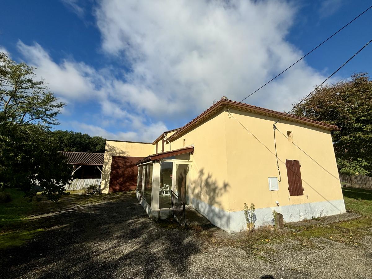 Picture of Farm For Sale in Monsempron Libos, Lot Et Garonne, France