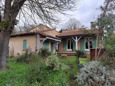 Home For Sale in Eymet, France