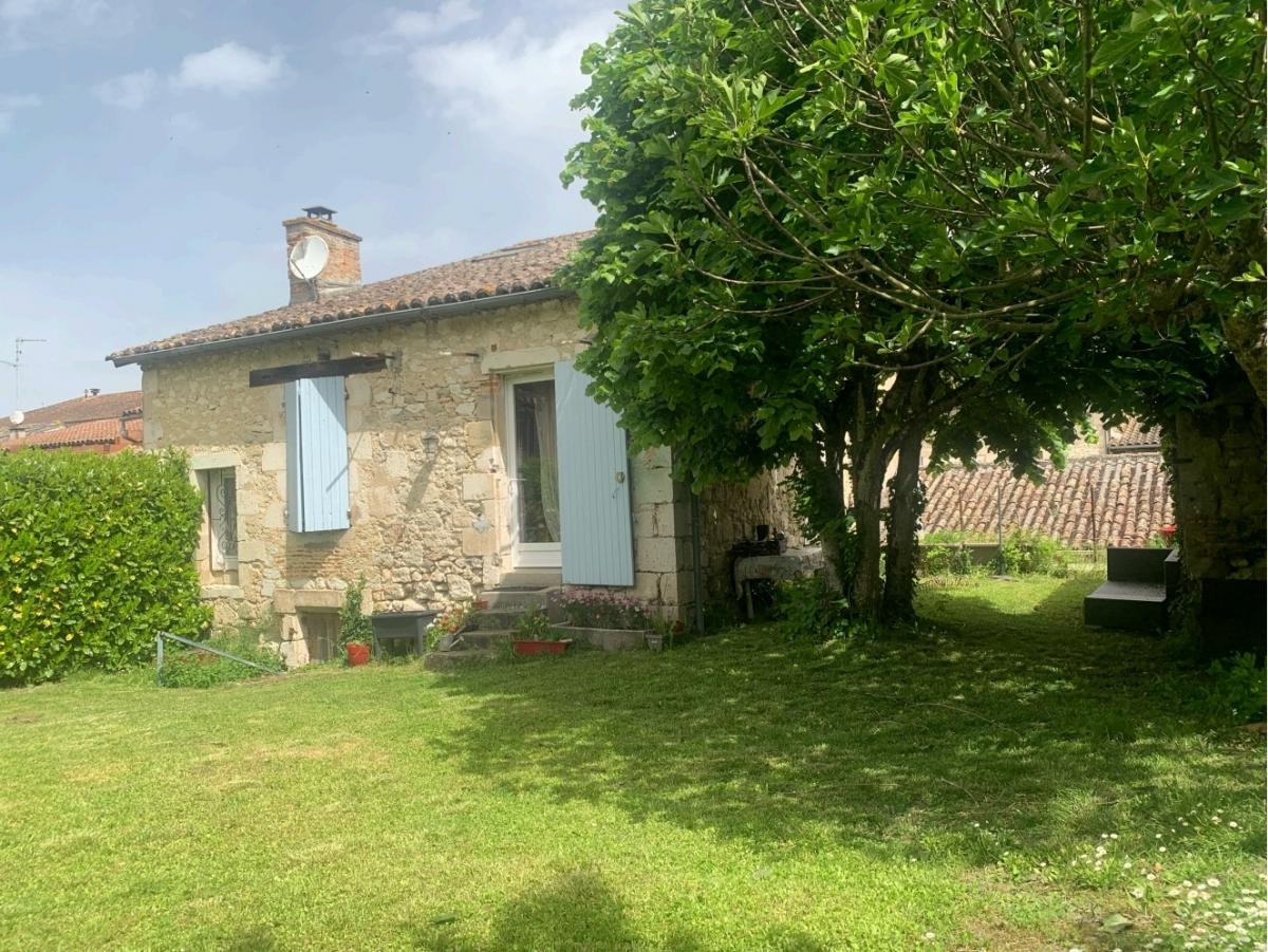 Picture of Home For Sale in Lauzun, Lot Et Garonne, France