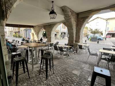 Retail For Sale in Eymet, France