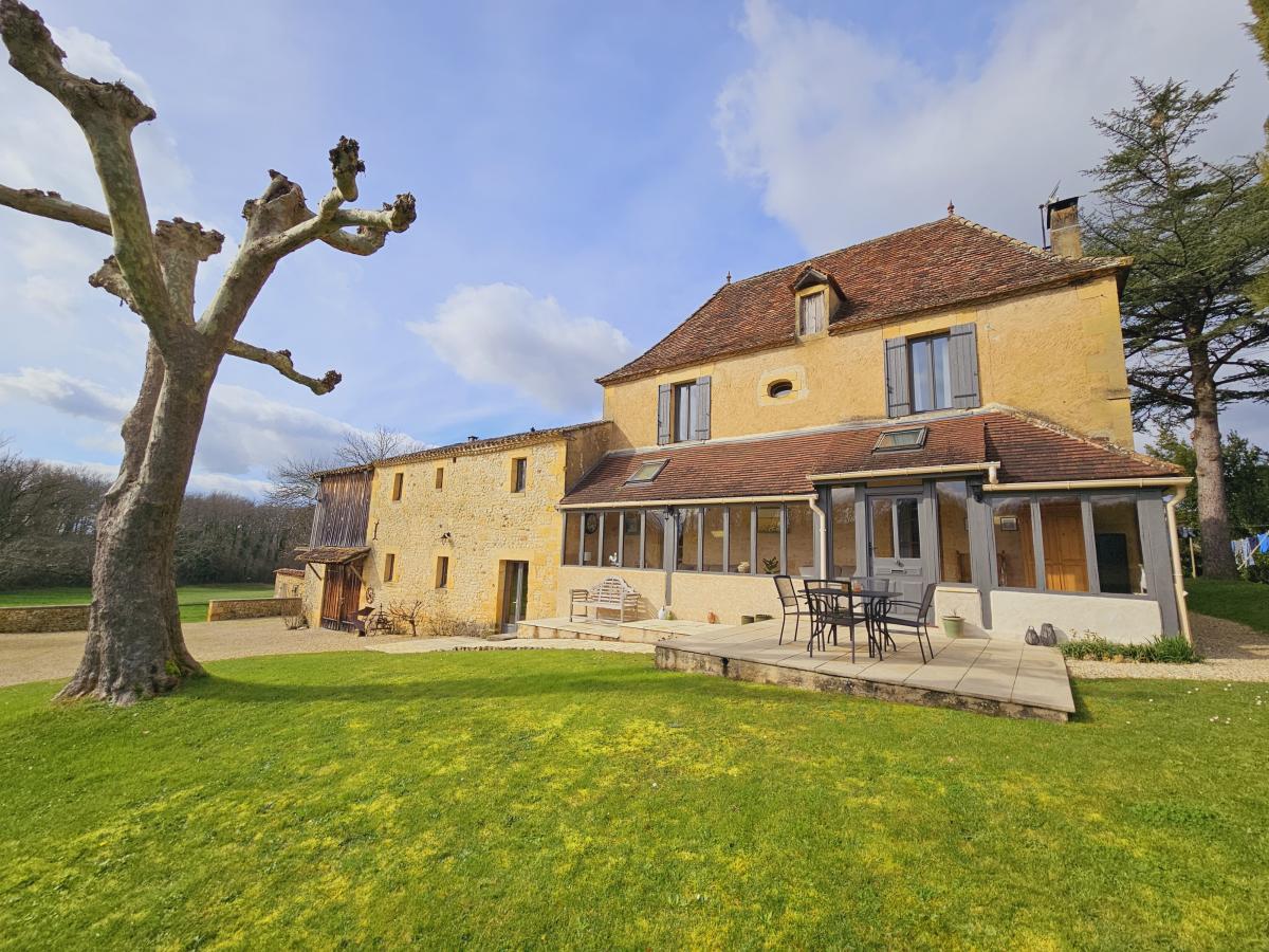 Picture of Home For Sale in Lalinde, Aquitaine, France