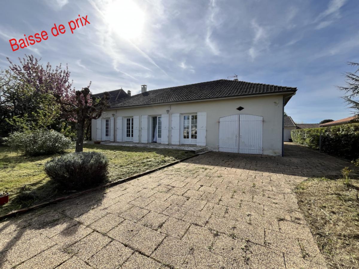Picture of Home For Sale in Sigoules, Other, France