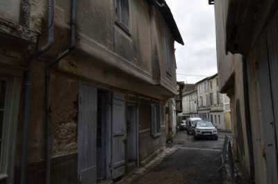 Home For Sale in Issigeac, France
