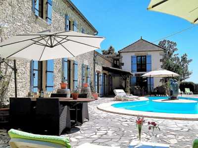 Home For Sale in Duras, France