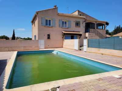 Villa For Sale in 