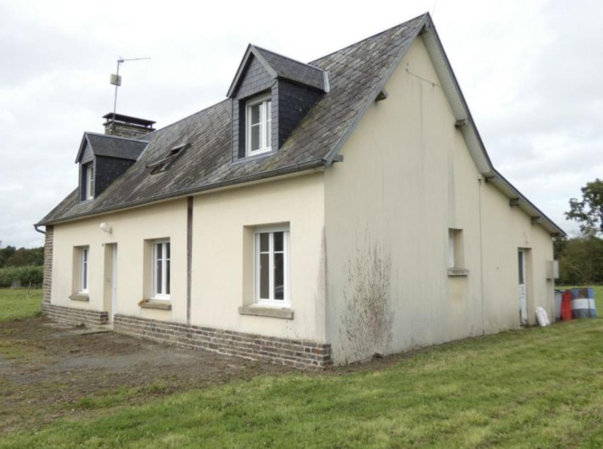 Picture of Home For Sale in Saint Hilaire Du Harcouet, Lower Normandy, France