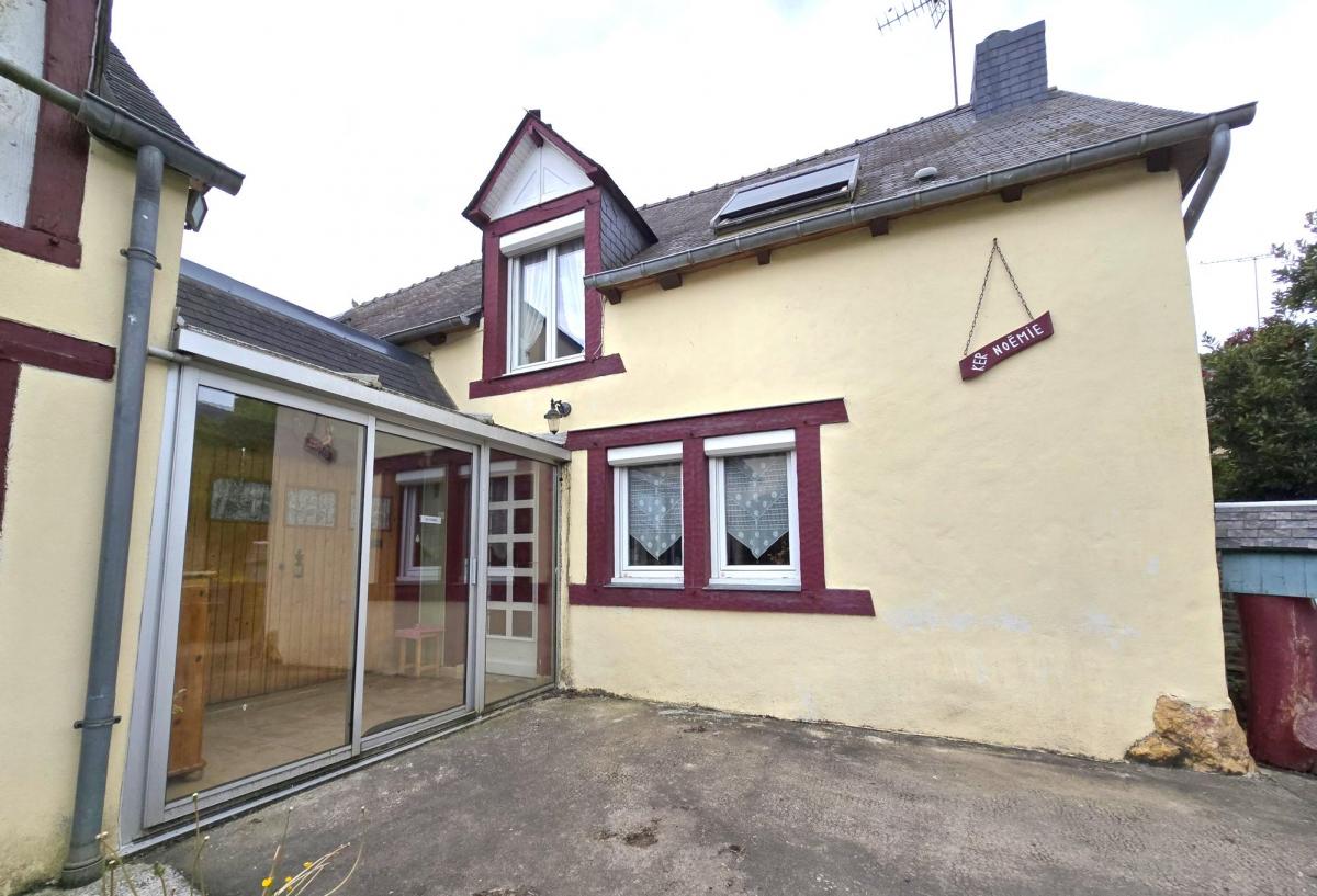 Picture of Home For Sale in Plumieux, Cotes D'Armor, France