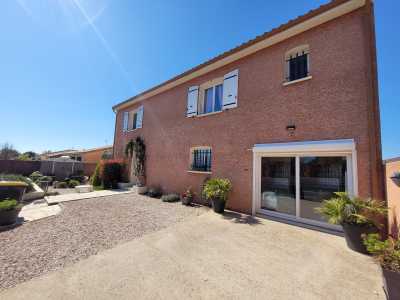 Studio For Sale in Autignac, France