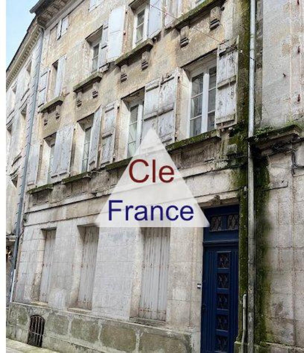 Picture of Home For Sale in Angouleme, Poitou Charentes, France