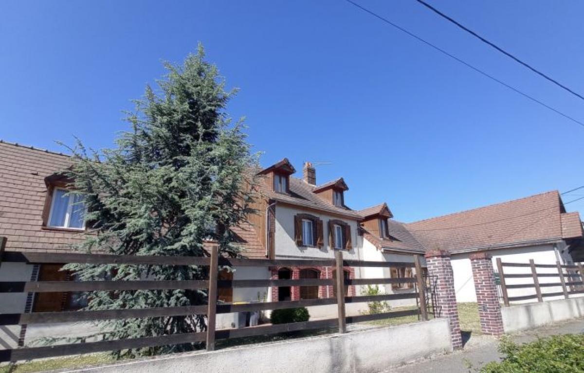 Picture of Home For Sale in Champhol, Centre, France