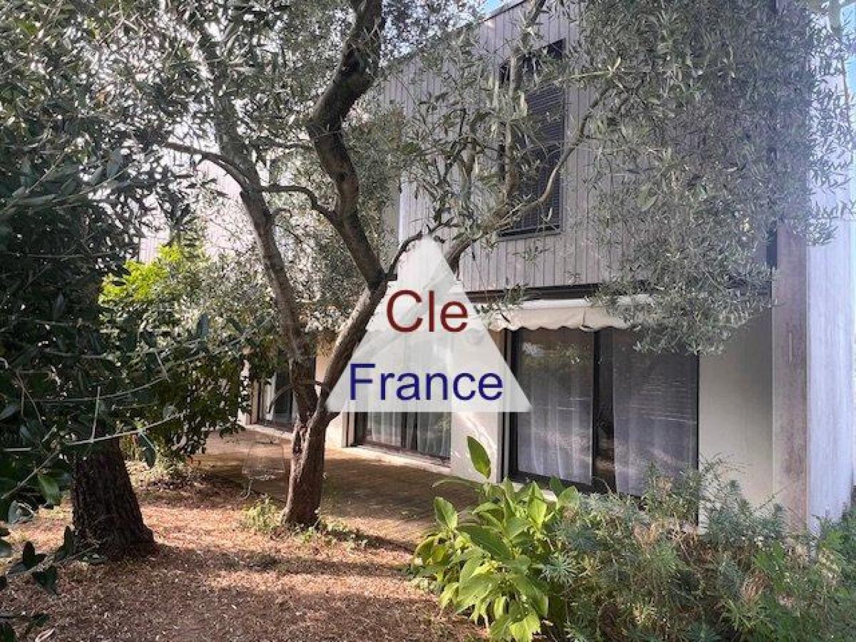 Picture of Home For Sale in Angouleme, Poitou Charentes, France