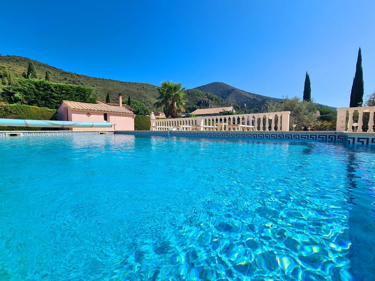 Picture of Villa For Sale in Cessenon Sur Orb, Other, France