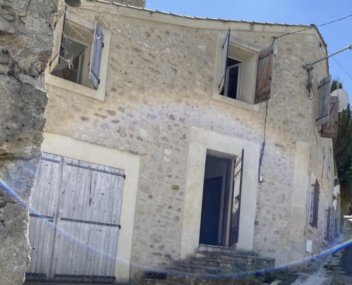 Picture of Home For Sale in Autignac, Languedoc Roussillon, France