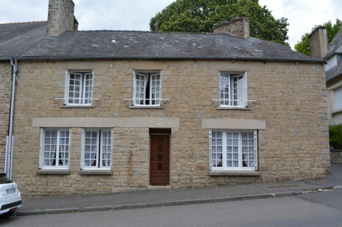 Picture of Home For Sale in Plouguenast, Bretagne, France