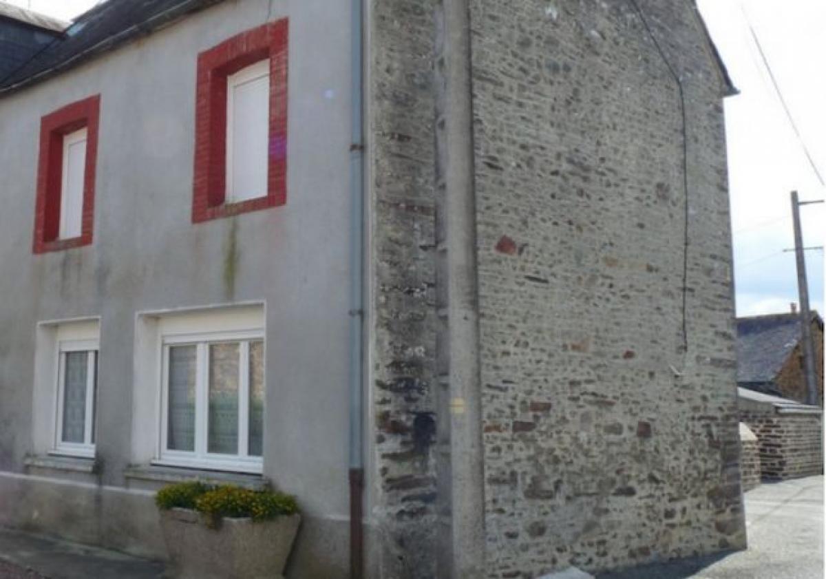 Picture of Home For Sale in Madre, Other, France