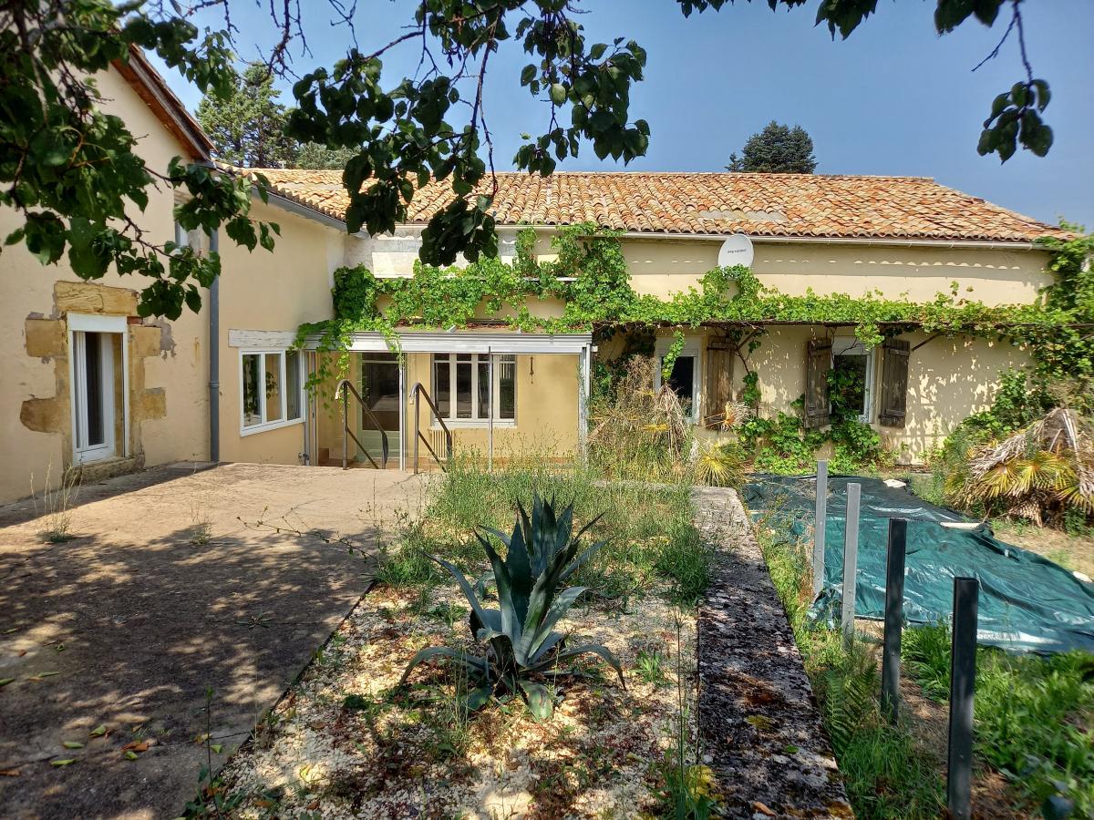 Picture of Home For Sale in Monflanquin, Lot Et Garonne, France