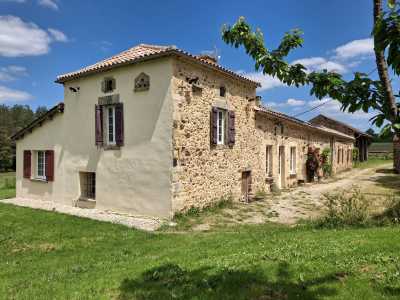 Home For Sale in Monpazier, France