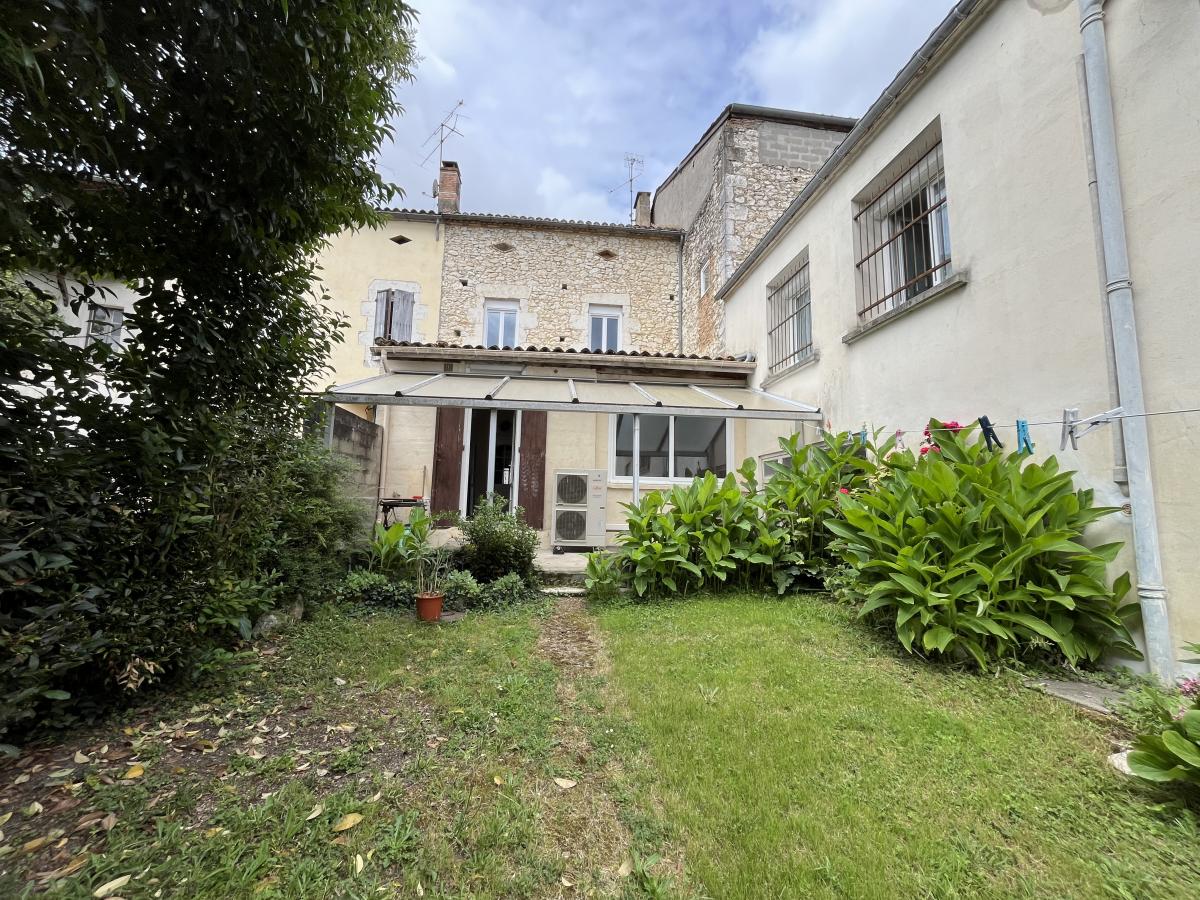 Picture of Home For Sale in Castillonnes, Other, France