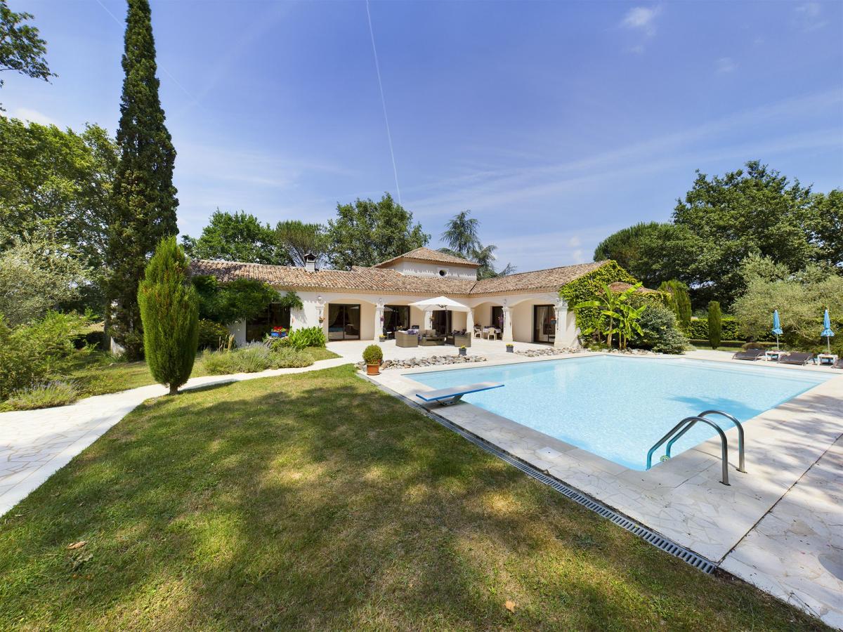 Picture of Home For Sale in Mussidan, Aquitaine, France