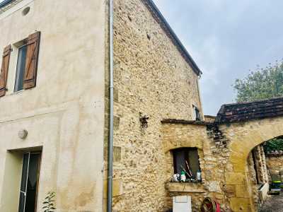 Home For Sale in Monpazier, France