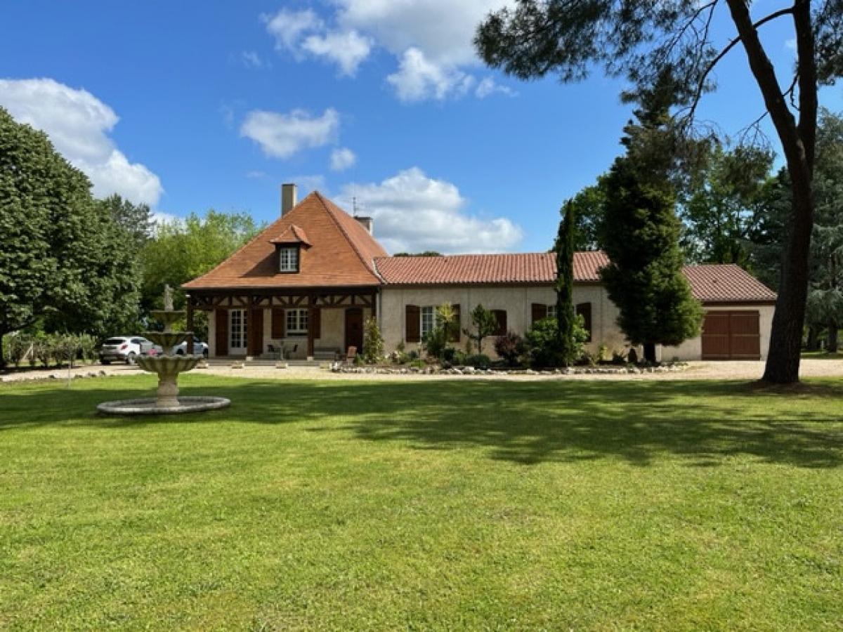 Picture of Home For Sale in Bergerac, Aquitaine, France