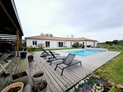 Home For Sale in Bergerac, France