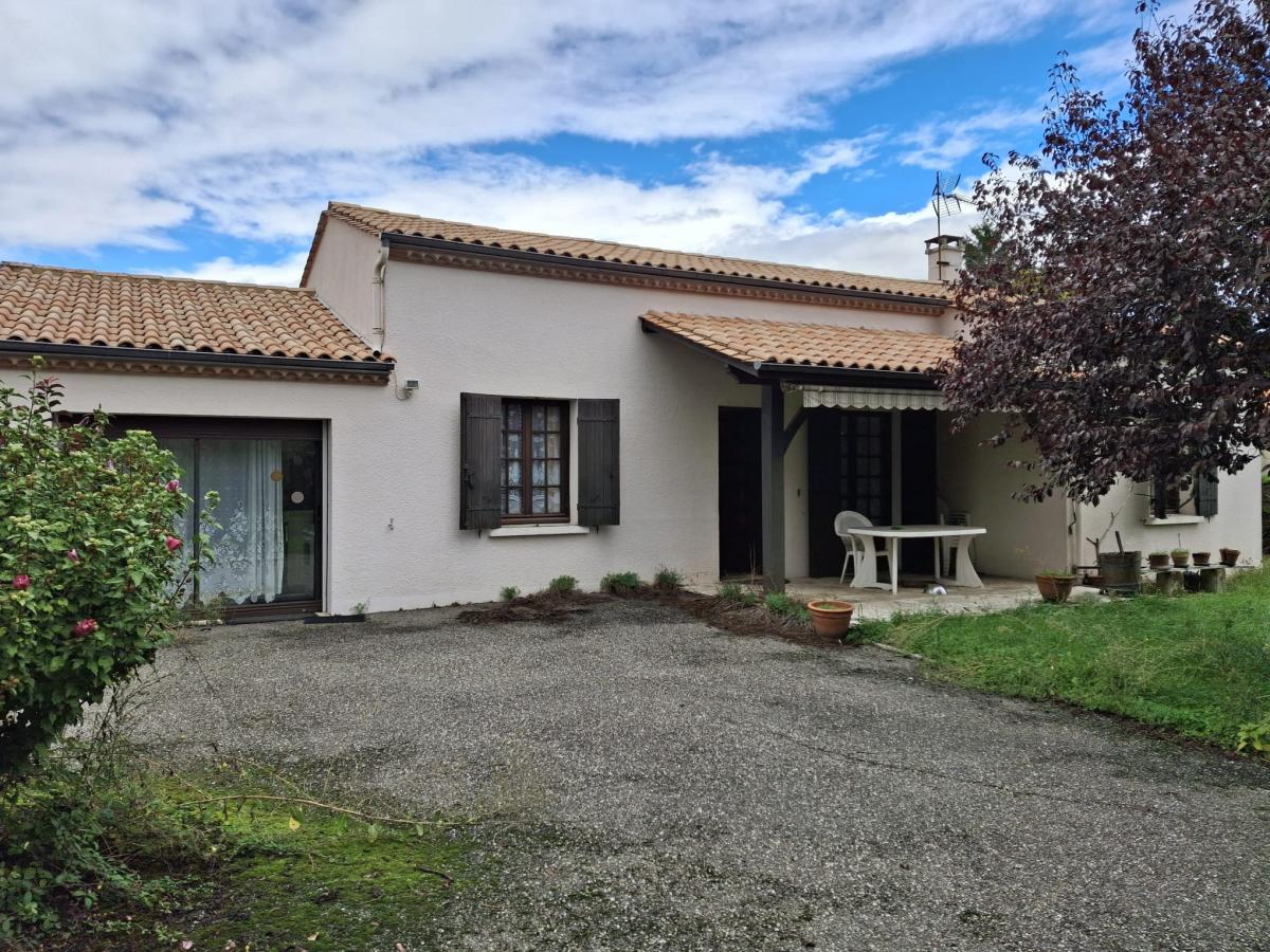 Picture of Home For Sale in Villereal, Aquitaine, France