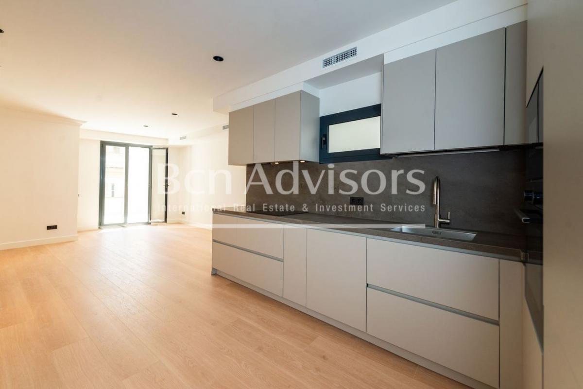 Picture of Home For Sale in Barcelona, Barcelona, Spain