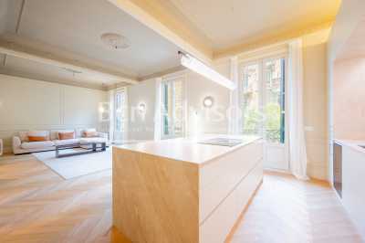 Apartment For Sale in Barcelona, Spain