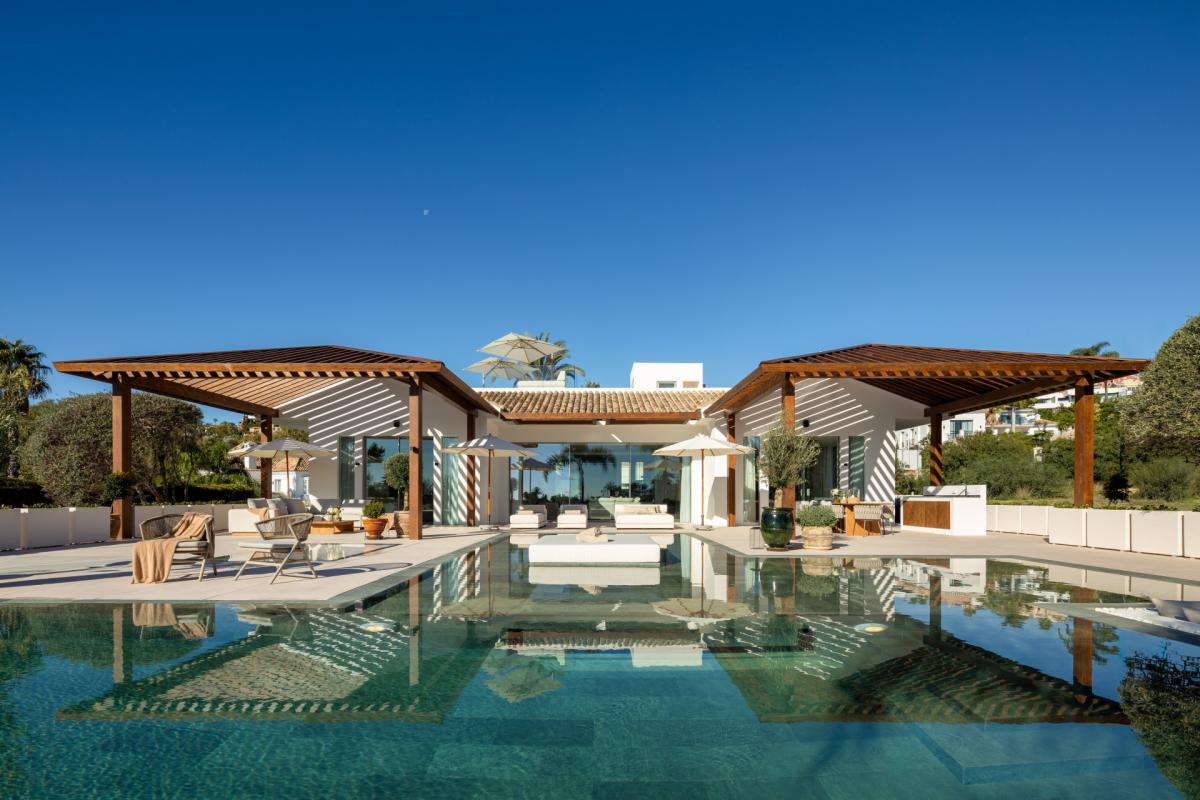 Picture of Villa For Sale in Nueva Andalucia, Malaga, Spain
