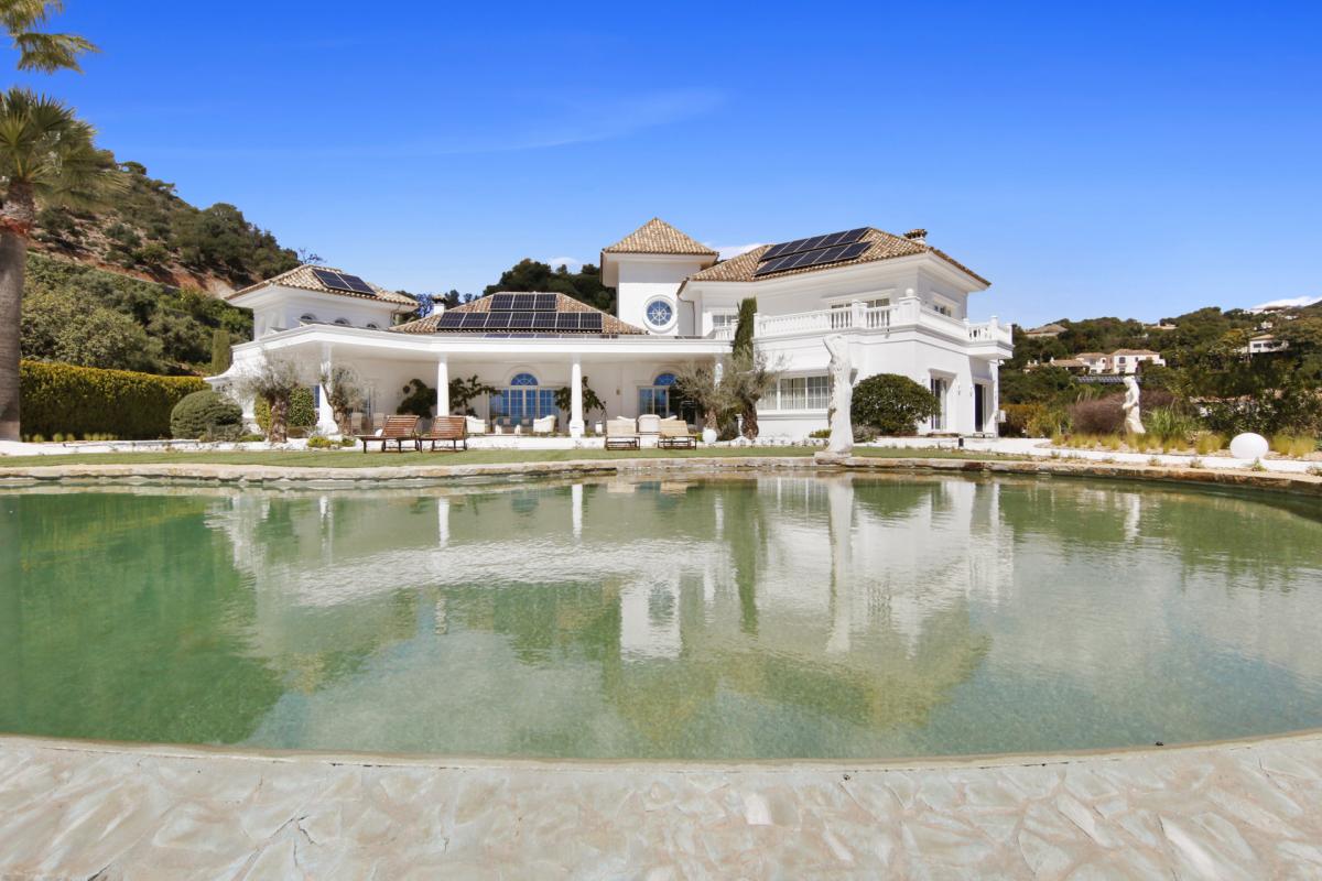 Picture of Villa For Sale in Benahavis, Malaga, Spain