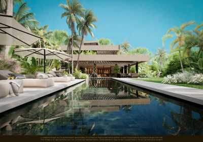 Villa For Sale in Nueva Andalucia, Spain