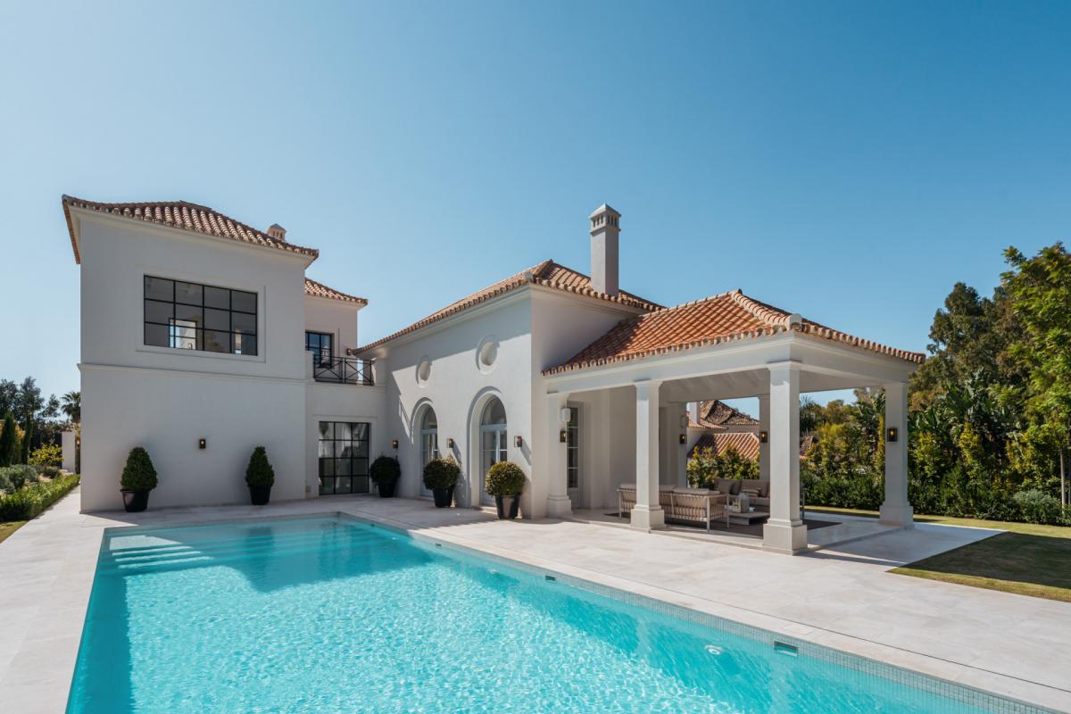 Picture of Villa For Sale in Nueva Andalucia, Malaga, Spain