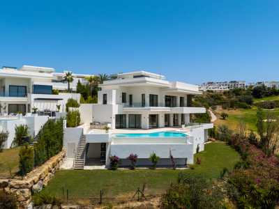 Villa For Sale in
