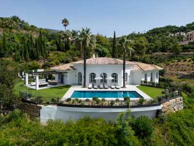 Villa For Sale in Benahavis, Spain
