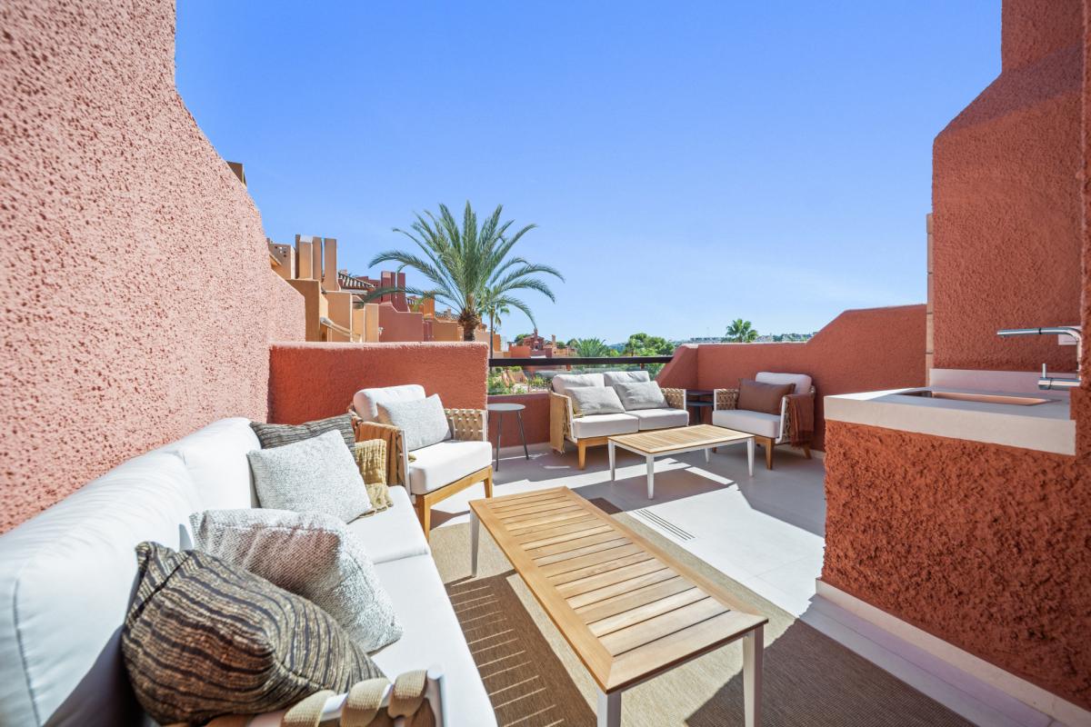 Picture of Home For Sale in Nueva Andalucia, Malaga, Spain