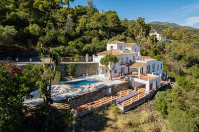 Villa For Sale in Benahavis, Spain