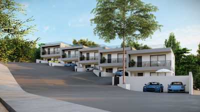 Villa For Sale in Salema, Portugal